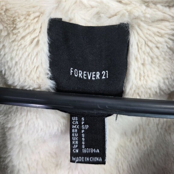 Womens Forever 21 Olive Green Hooded Parka Coat W/ Embroidered Patches Size S - Picture 2 of 8